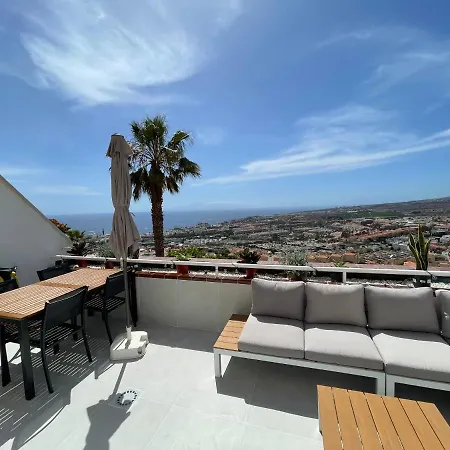 Refurbished Loft -heated Pool -ocean Views-terrace 阿德耶