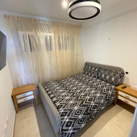 公寓 Refurbished Loft -heated Pool -ocean Views-terrace 阿德耶