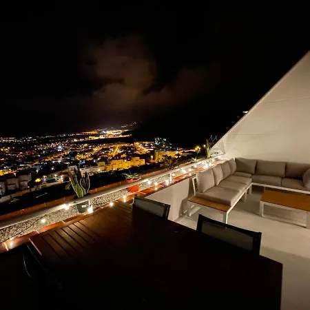公寓 Refurbished Loft -heated Pool -ocean Views-terrace 阿德耶